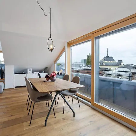 Sophisticated In With Balcony Appartement *