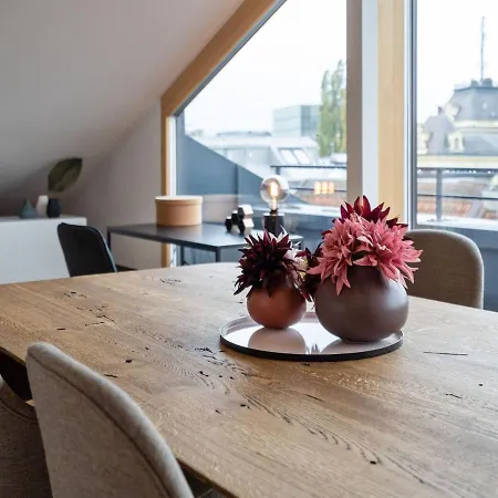 Appartement Sophisticated In With Balcony